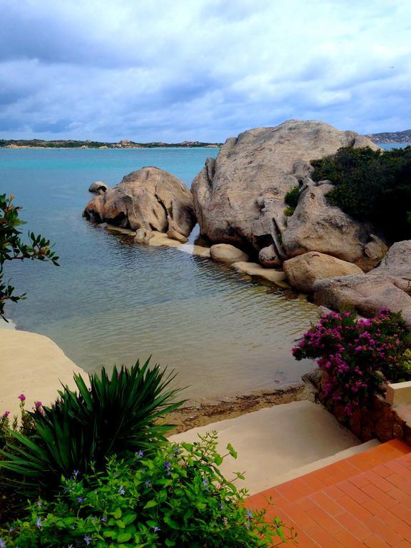Villa Mica La Maddalena  Eksteriør bilde