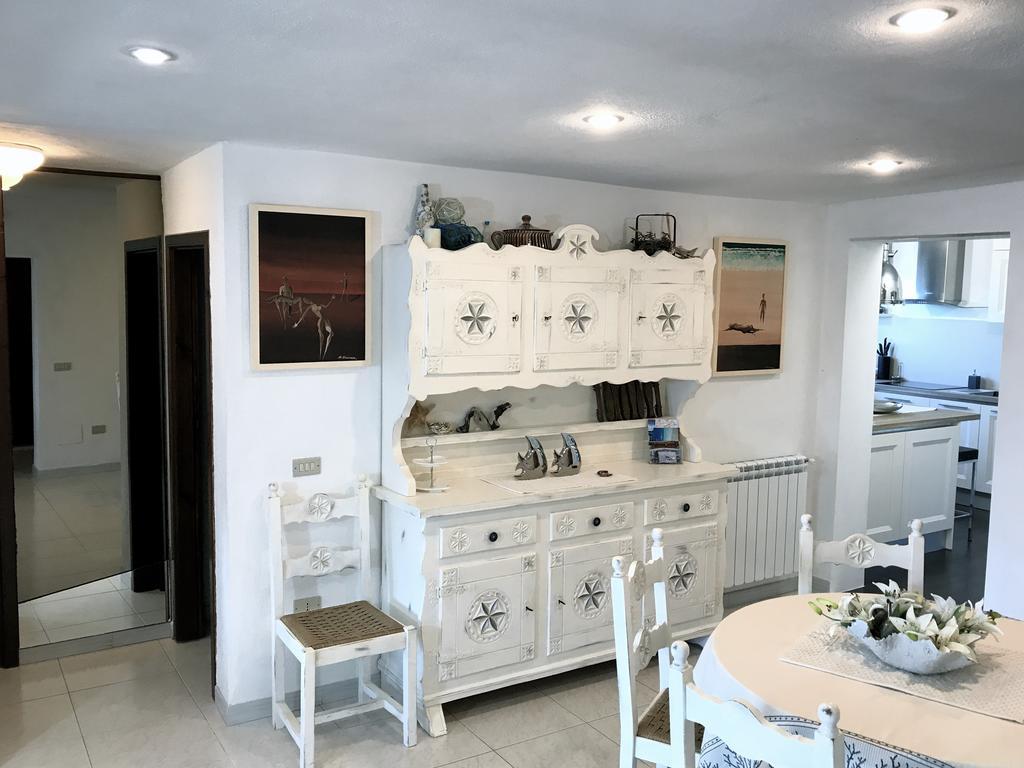 Villa Mica La Maddalena  Eksteriør bilde