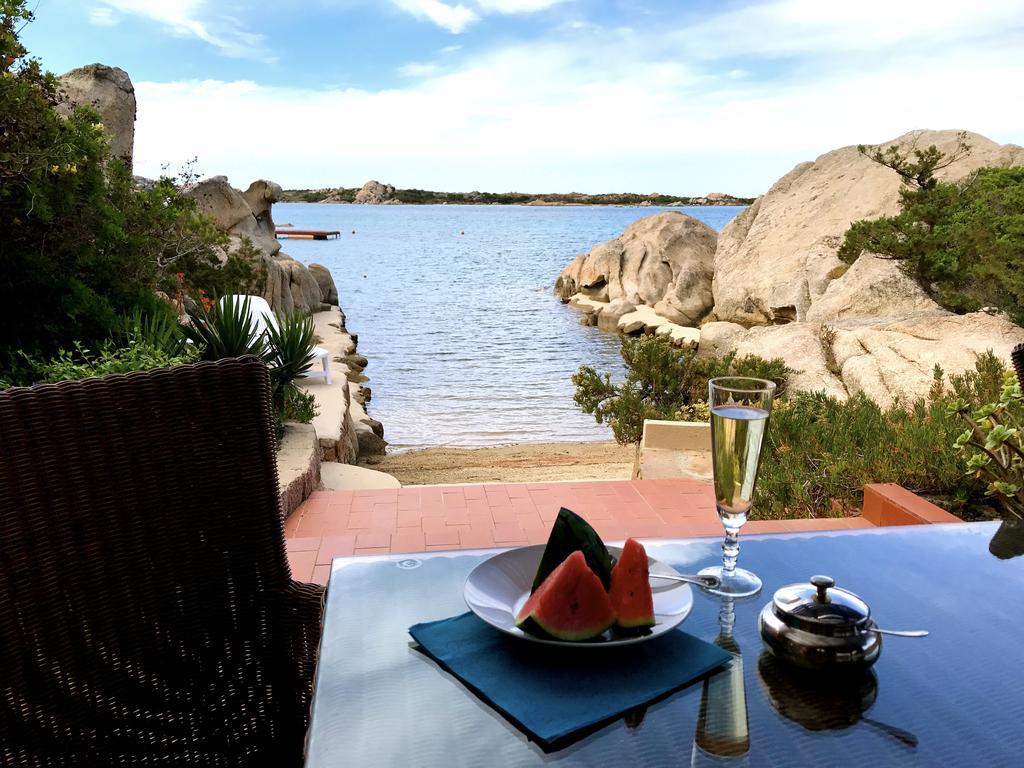 Villa Mica La Maddalena  Eksteriør bilde